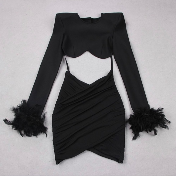 Stunning 2-piece bandage outfit - Picture 2 of 3